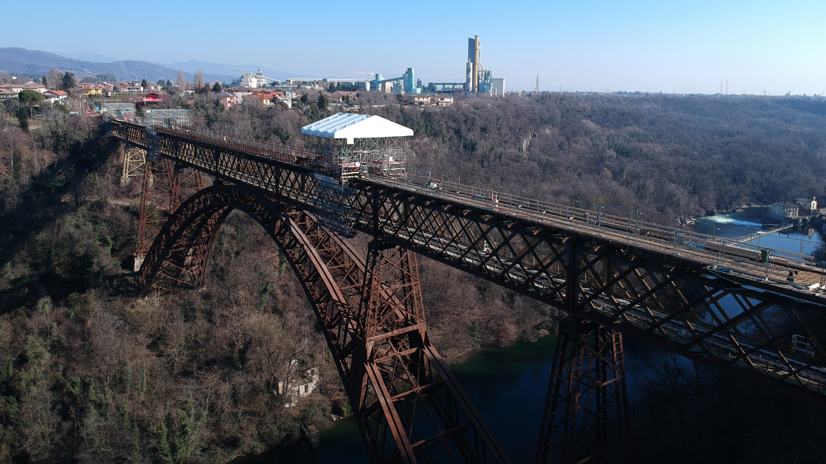 Il Ponte di Paderno visto dal drone VIDEO | Punto sui lavori, quando riapre