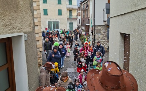 Cassina celebra il Carnevale con entusiasmo