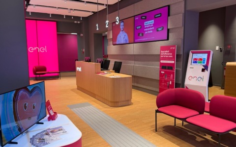 Enel e Carabinieri: come difendersi dalle truffe su Luce e Gas