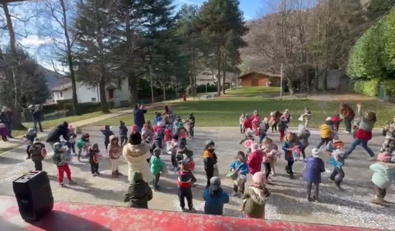 Il Carnevale alla scuola dell’infanzia di Ballabio: un’esperienza coinvolgente
