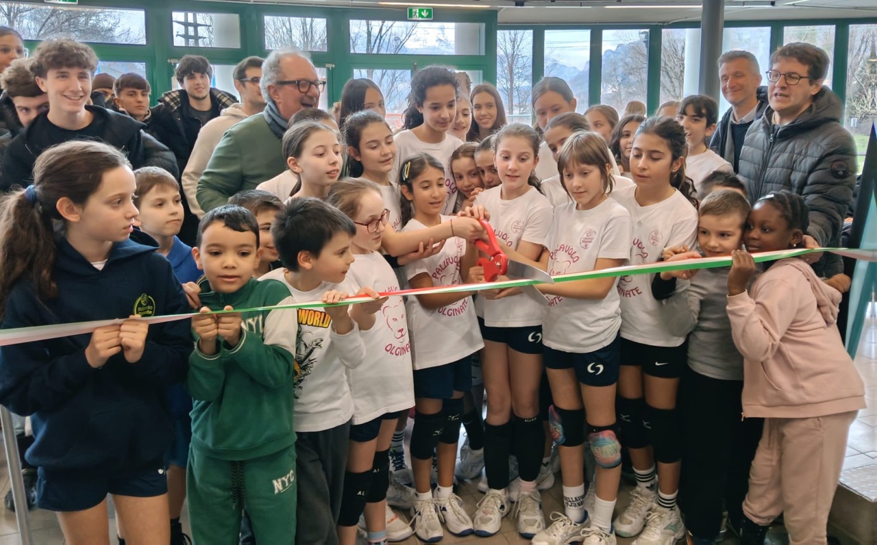 Inaugurato il nuovo erogatore di acqua a Olginate da Lario Reti Holding