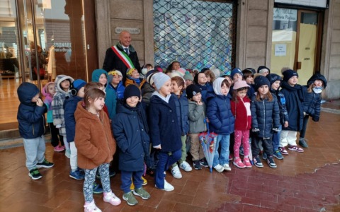 Lecco celebra il primo anniversario come “Città amica dei bambini e degli adolescenti” con due iniziative scolastiche