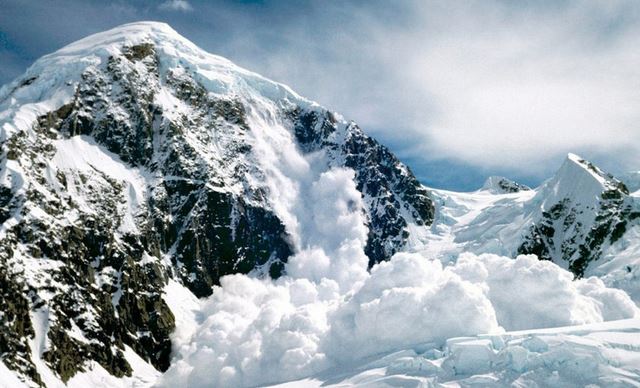 Prealpi lecchesi in allerta per il rischio valanghe: l’appello del Cnsas