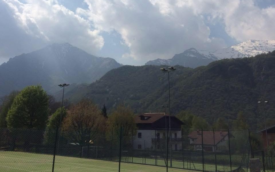 Cremeno: avviso per la gestione del centro sportivo di Maggio