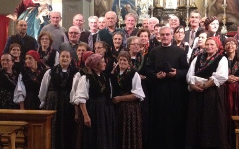 Il coro di Premana si esibisce a Lecco per la Domenica delle Palme