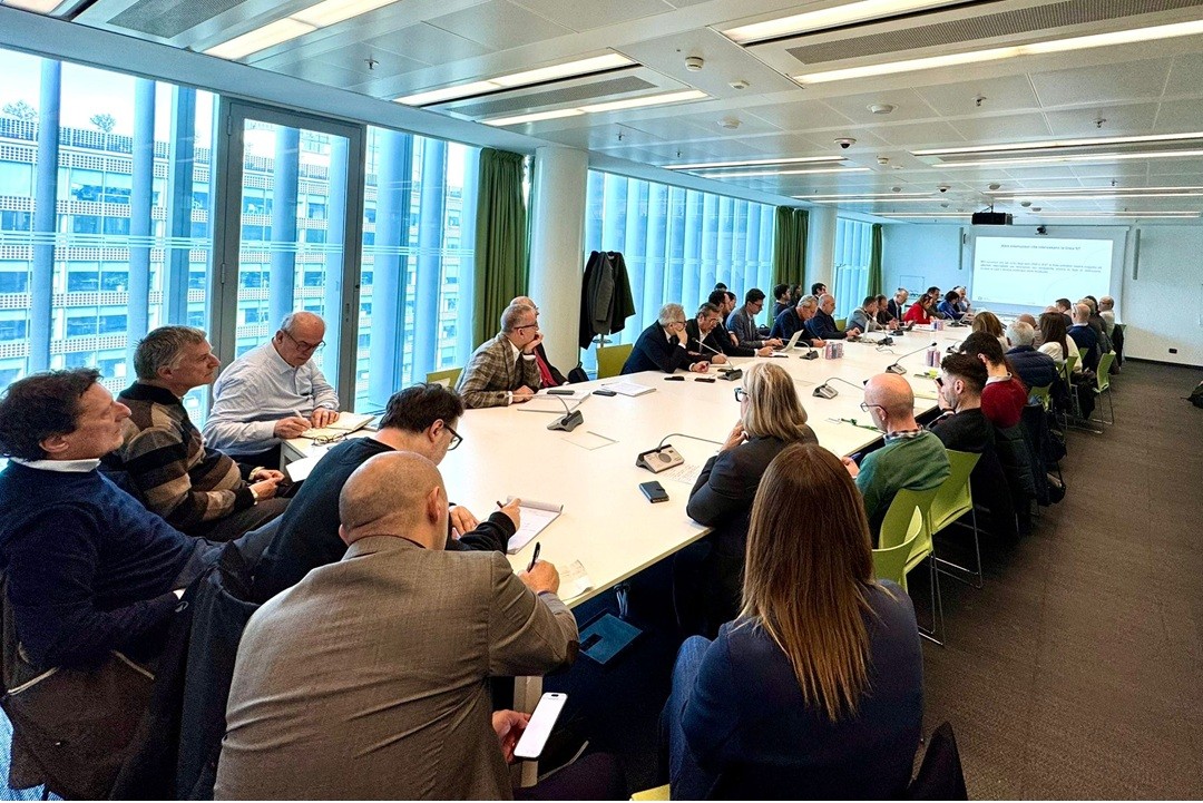 Interruzione della S7 Lecco-Molteno-Milano: Soluzioni in arrivo per i pendolari