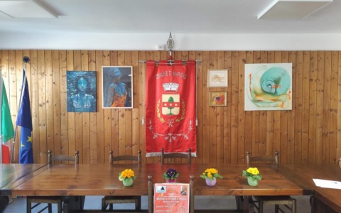 Margno omaggia le donne con una mostra artistica