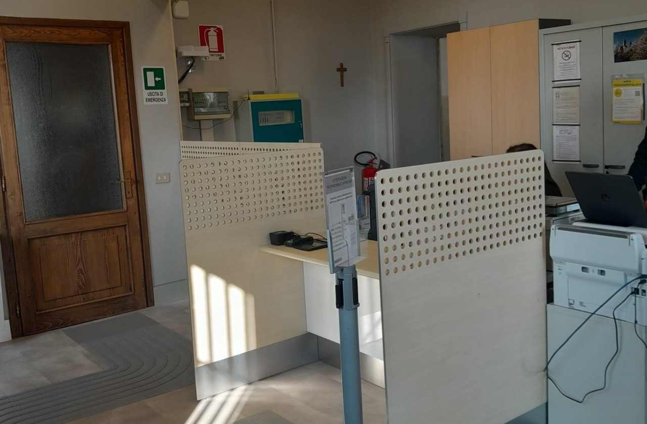 Riapre l’ufficio postale di Sueglio: completati i lavori del progetto Polis