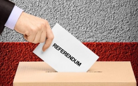 Colico decide il suo futuro: Lecco o Sondrio?