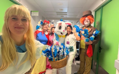 Eroi per Gioco celebra la Pasqua con i bambini de La Nostra Famiglia