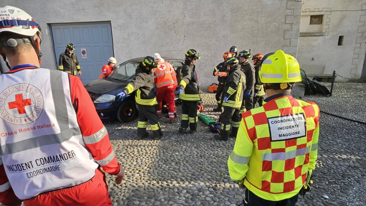 Evacuazione sicura di 40 persone a Corenno: successo per la maxi esercitazione