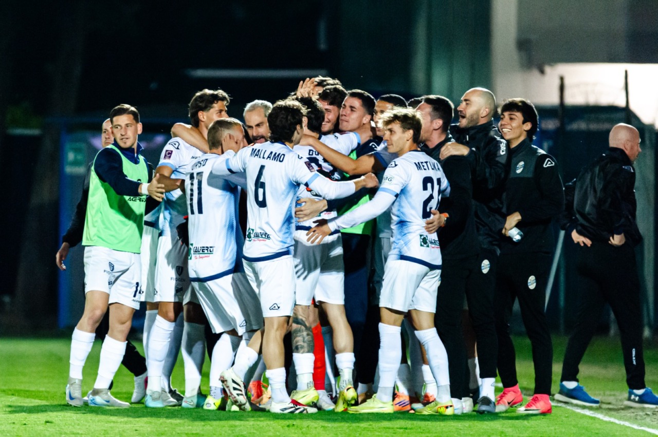 Il Lecco trionfa 2-0 contro l’Alcione e conquista il secondo posto