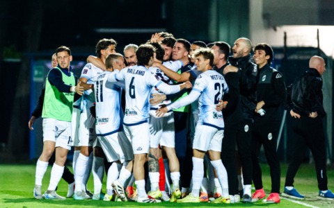 Il Lecco trionfa 2-0 contro l’Alcione e conquista il secondo posto