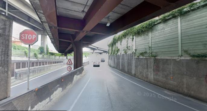 Incidente di un camion sulla Ss36: traffico immobilizzato in uscita dalla Valsassina