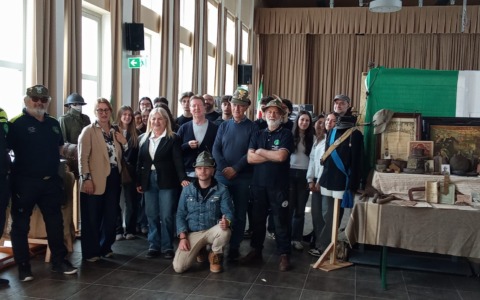 La memoria degli Alpini risplende a Colico