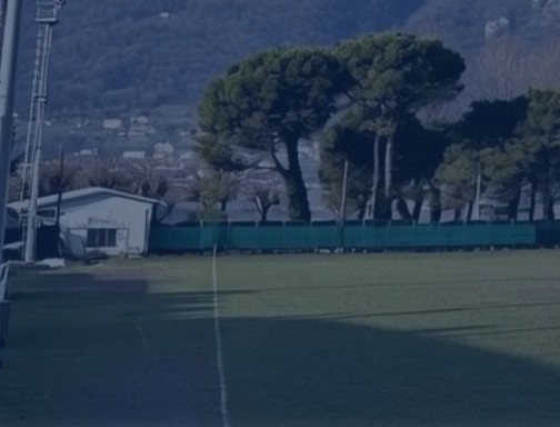 Posticipati a aprile 2027 i lavori per il nuovo campo sintetico a Mandello