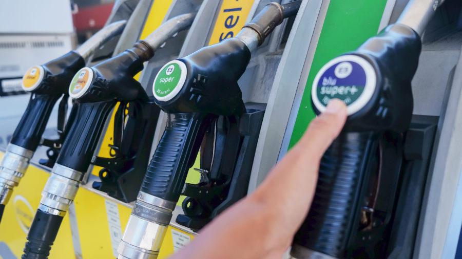 Prezzi di benzina e diesel in provincia di Lecco: il gasolio supera i 2,10 €/L