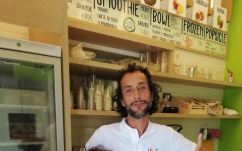 Riapre il “Love Juice Bar” di Lecco in memoria di Marco Pirovano
