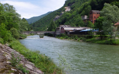 Siccità e carenza di neve: oltre 800 milioni di metri cubi d’acqua mancanti in Lombardia