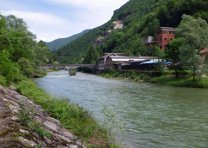 Siccità e carenza di neve: oltre 800 milioni di metri cubi d’acqua mancanti in Lombardia