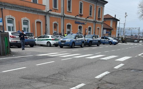 Smantellata rete di spaccio: operazione “Black River” della Polizia di Stato