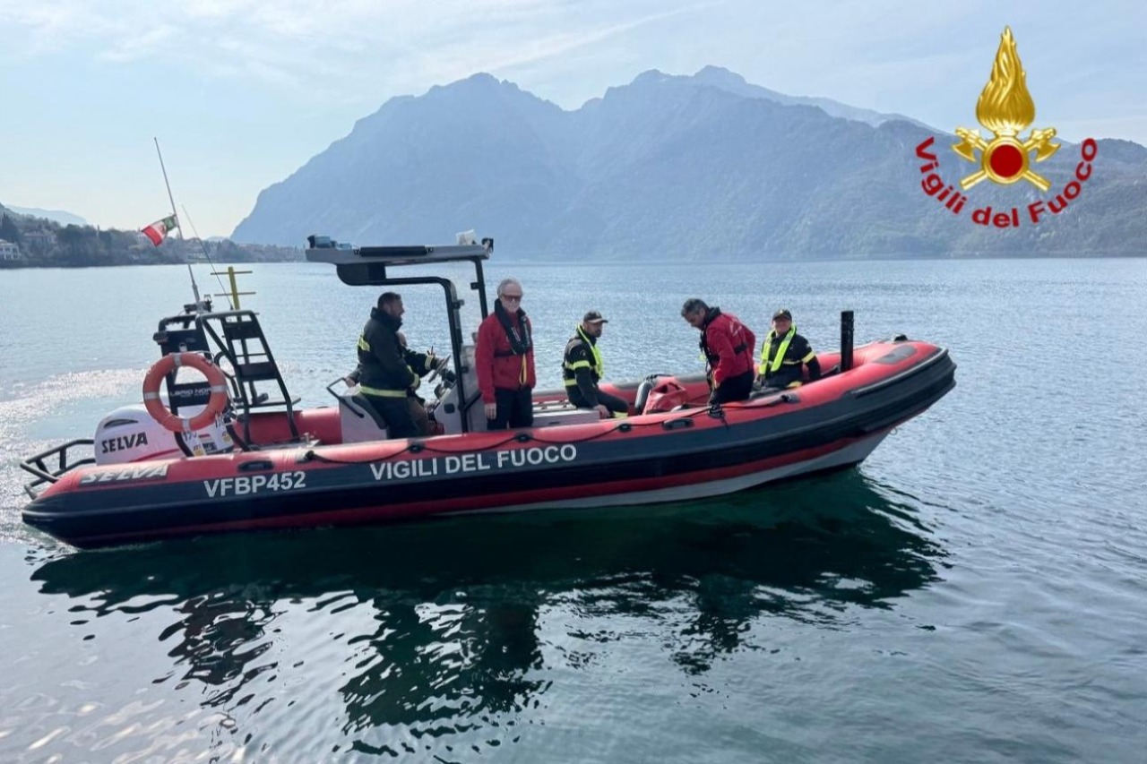 Successo per i Vigili del Fuoco nel conseguimento della patente nautica di seconda categoria