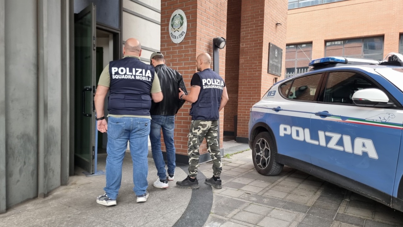 Truffe telefoniche tra Lecco e Como: due arresti in un solo giorno da parte della Polizia