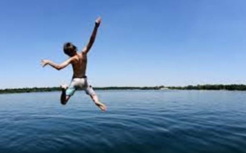 Divieti di balneazione 2026 in alcune località del Lago di Como