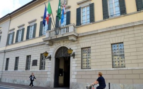 Il Comune di Lecco cerca personale: aperte 8 posizioni