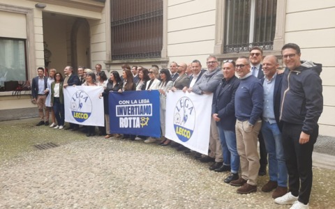 Lega: “No a doppie morali, allontanare anche Musumeci e Bianchi”