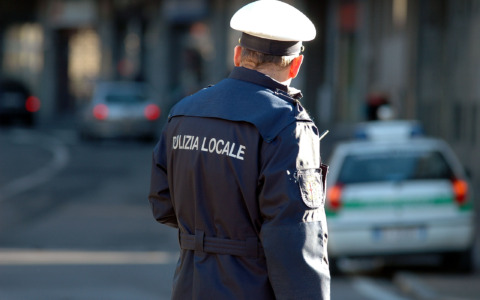 Mandello del Lario: controlli severi della Polizia Locale su abusi e guida pericolosa