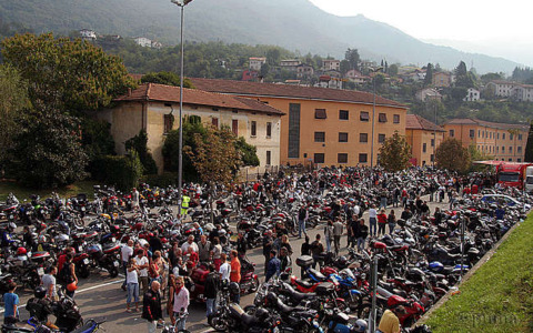 Mandello del Lario invita a proporre eventi per il Motoraduno Guzzi 2026