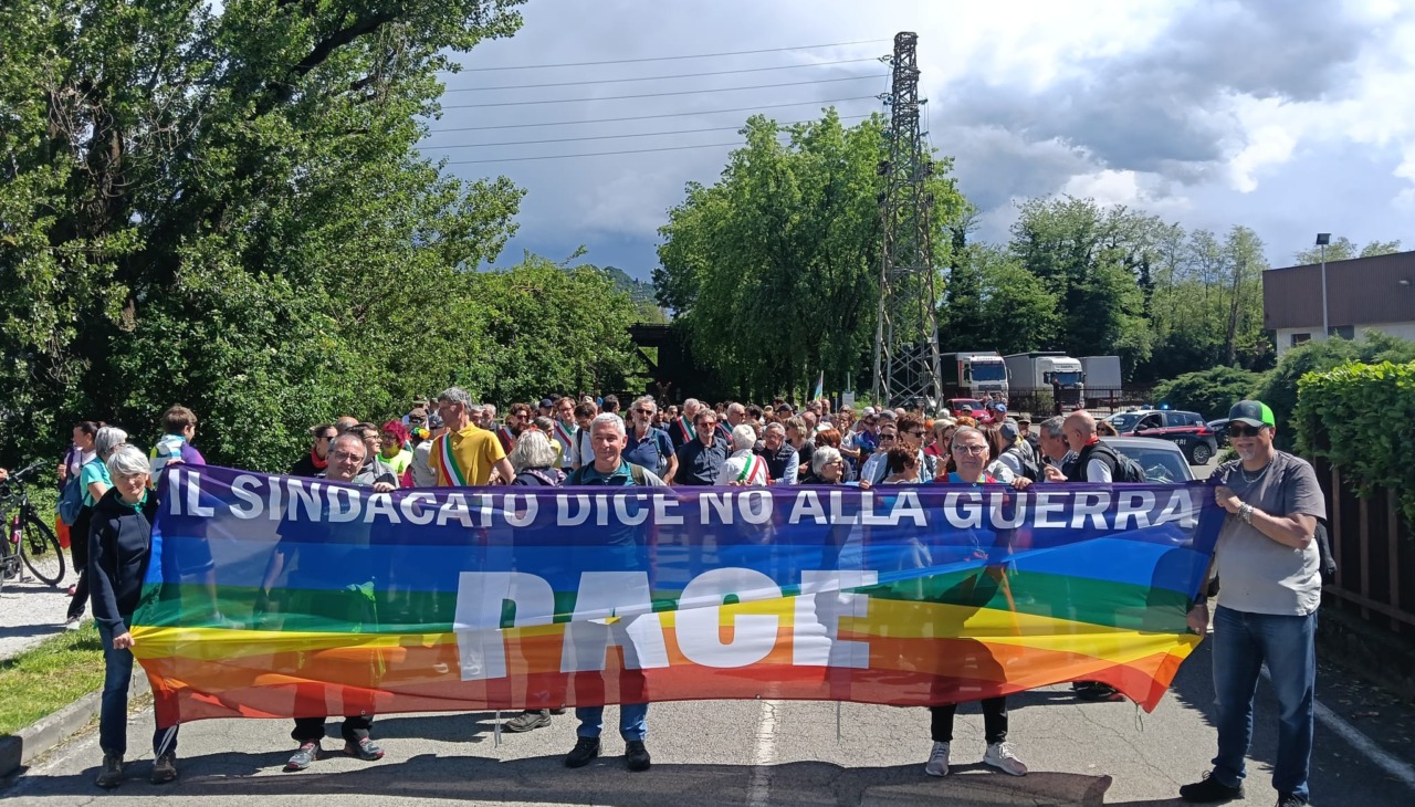 Marcia Lecchese per la Pace: oltre mille partecipanti in cammino