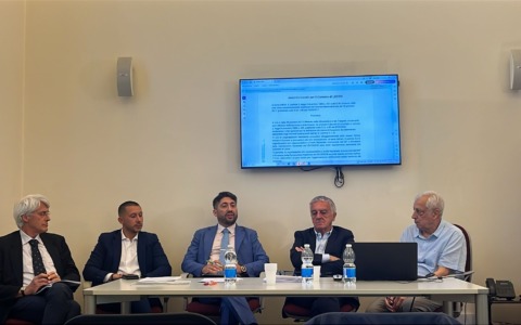 Nuovo accordo sugli affitti concordati a Lecco: equilibrio tra turismo e residenziale