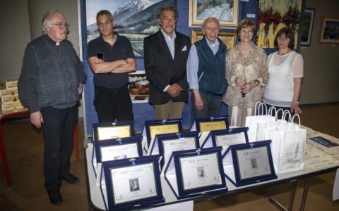 Premiazione del concorso “Atmosfere di primavera” a Olate