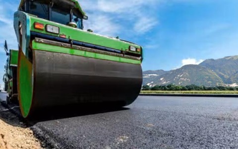 Valmadrera: inizia il ripristino delle strade dopo i lavori