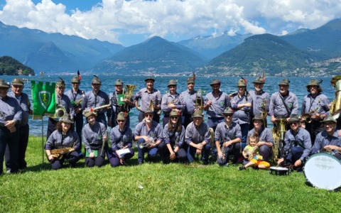 Celebrazioni per il Centenario del Gruppo Alpini di Cortenova a Parlasco
