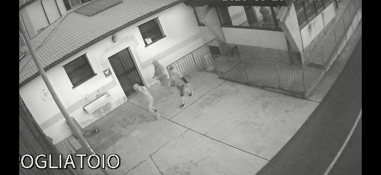 Civate: furto nell’oratorio e nella casa parrocchiale