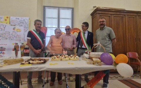 Civate: grande festa alla Casa del Cieco per Angiolina Villani, staffetta partigiana
