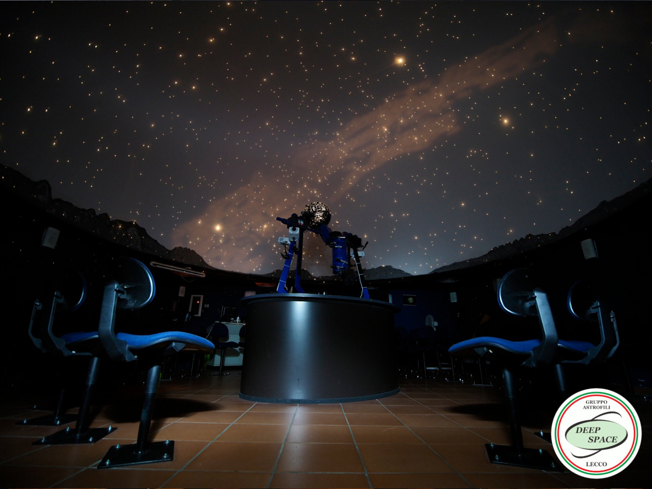 Giugno al Planetario di Lecco: un mese di stelle, scienza e musica