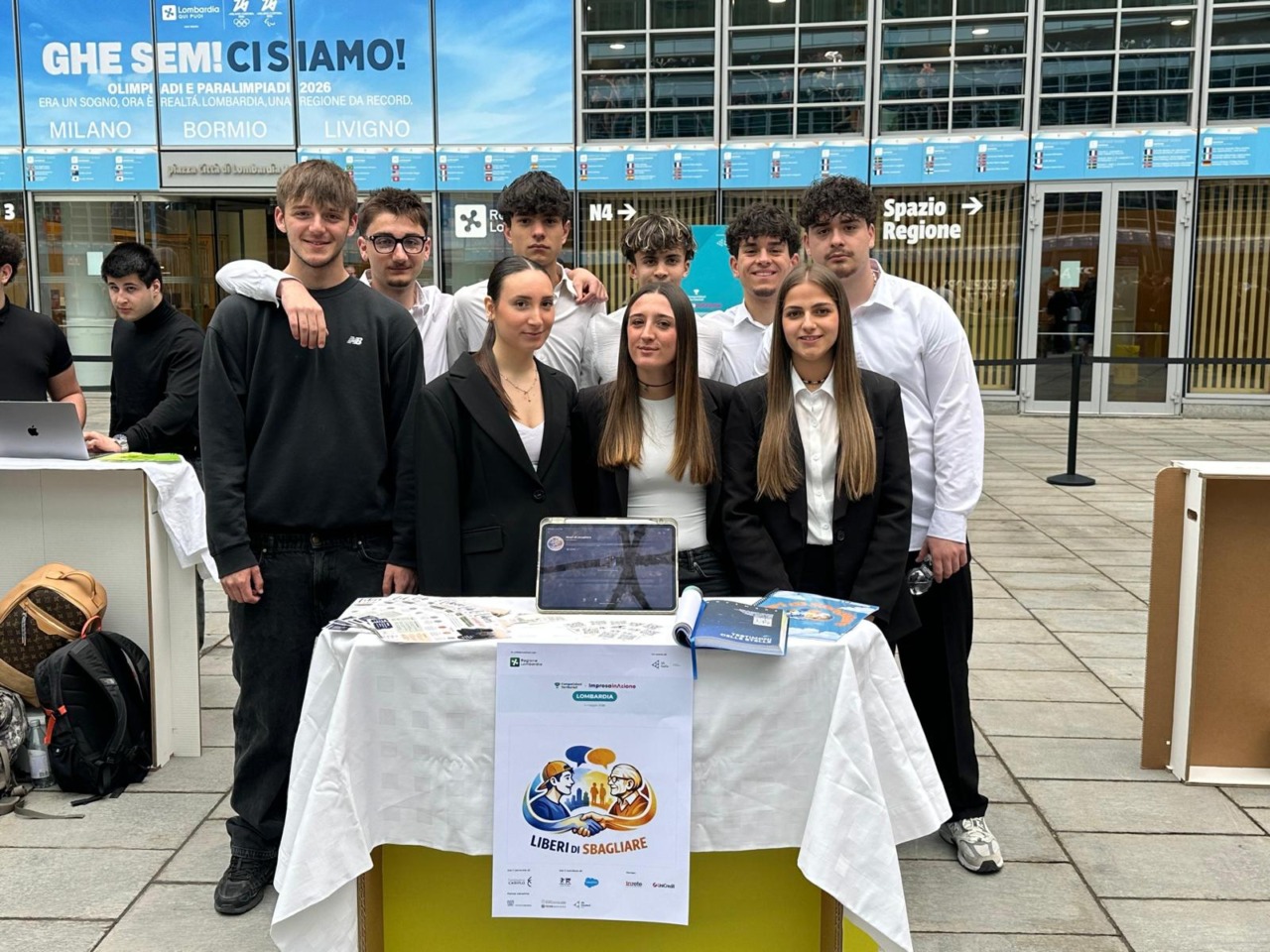 Istituto Maria Ausiliatrice di Lecco: la classe 4AFM vince il concorso Ecologika