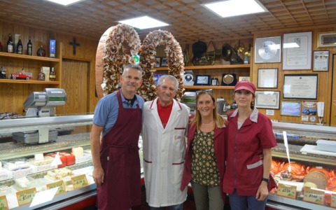 L’Alimentari Valseschini di Lecco festeggia 60 anni di attività