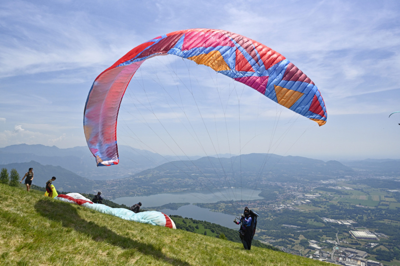La Coppa delle Regioni di Parapendio 2026 si svolge al Cornizzolo