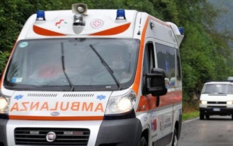 Soccorso di una giovane al lago di Lierna