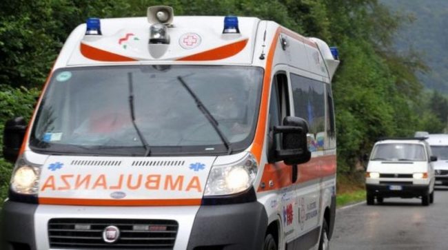 Soccorso di una giovane al lago di Lierna