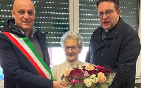 Civate ricorda Primina Valsecchi, storica collaboratrice scolastica centenaria