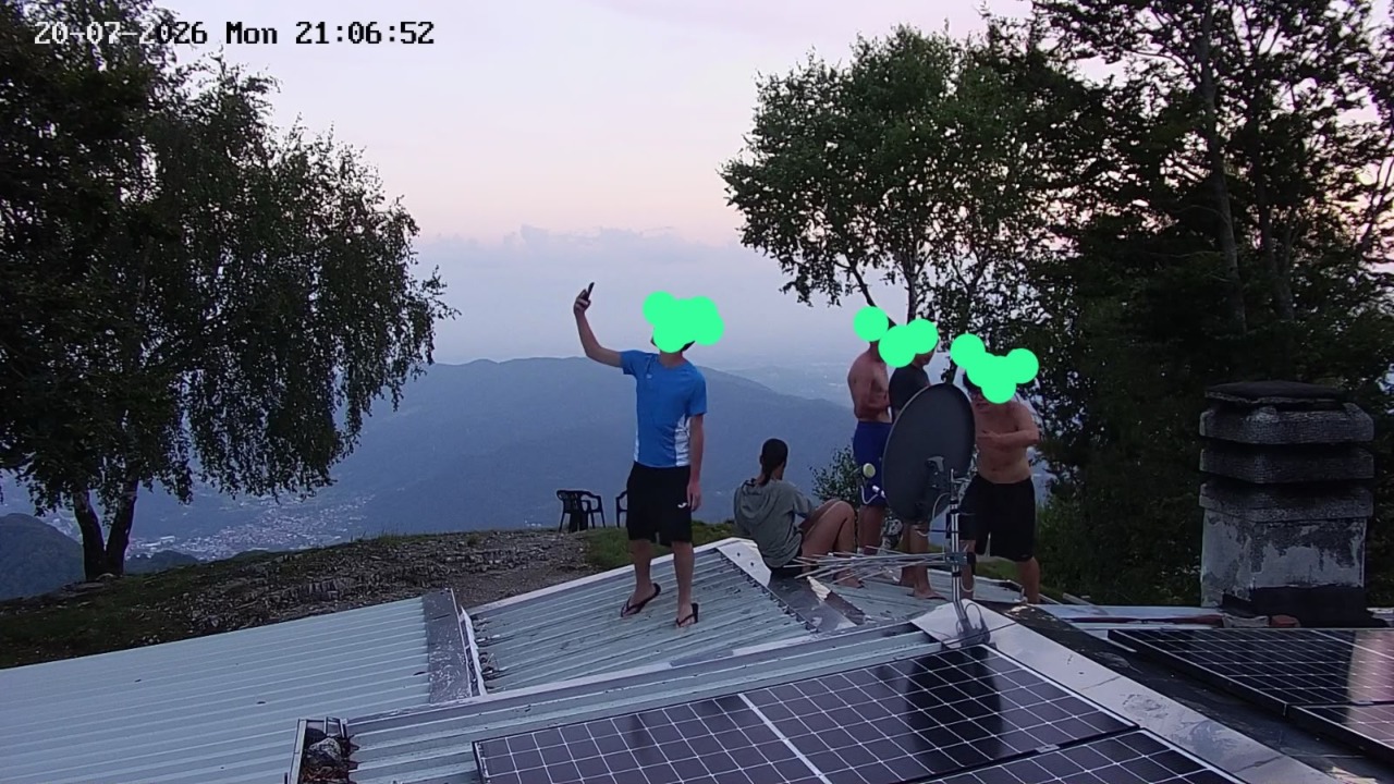 Dopo il bivacco Ferrario, è la volta del Magnodeno: atti di vandalismo in montagna