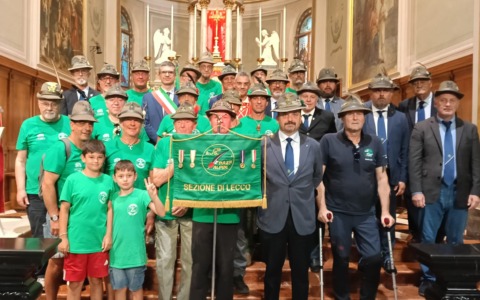 Festa per il 60° anniversario del Gruppo Alpini di Acquate: radici e comunità unite