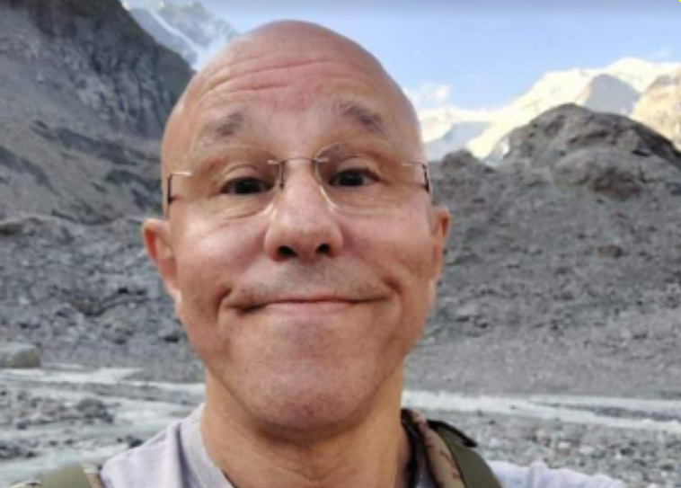 Funerali di Giuseppe Galbusera, trovato senza vita nella sua abitazione ad Acquate