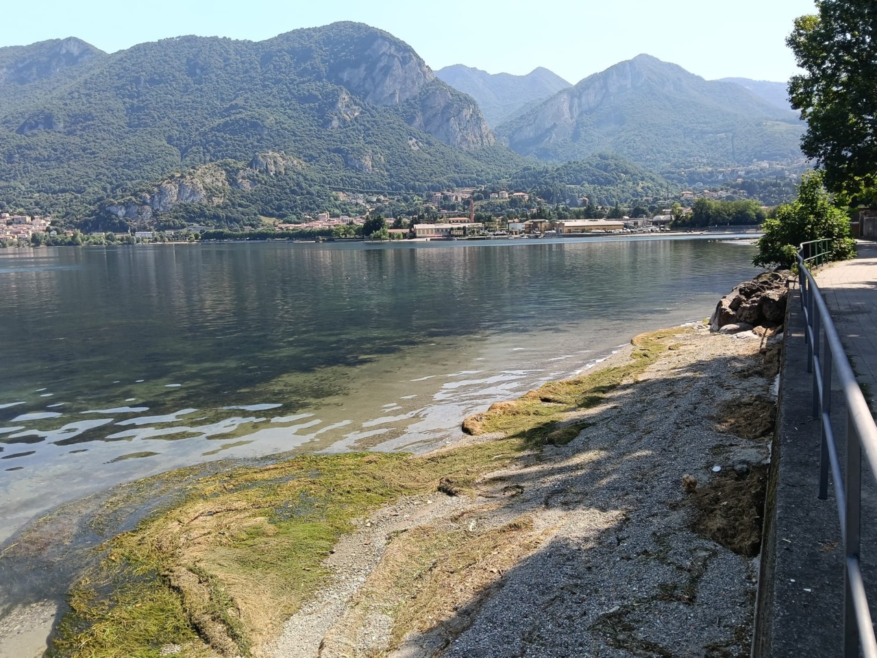 Il Lario ai minimi storici: solo il 6% della riserva, preoccupazioni per l’agricoltura